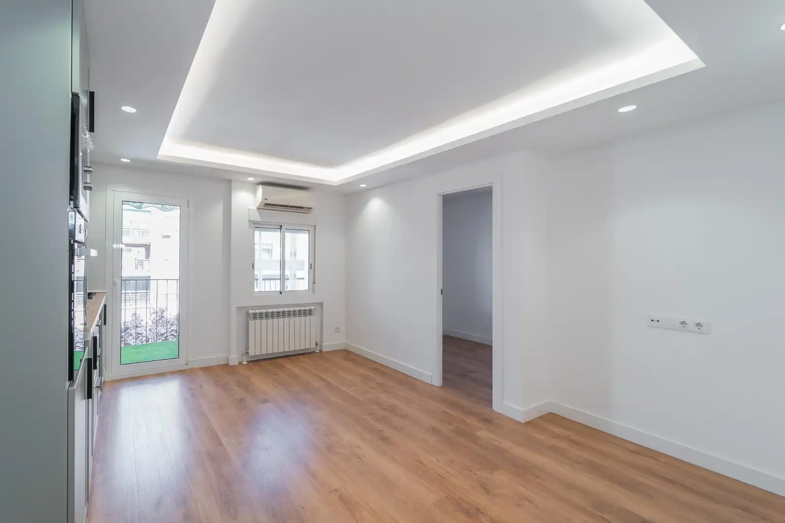Piso en venta en Móstoles con Calefacción, Terraza y Balcón