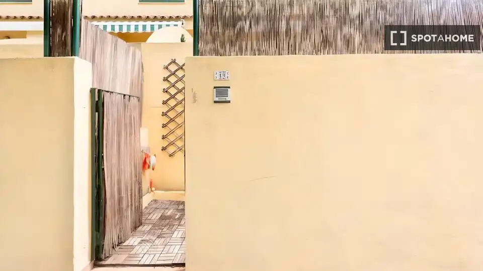Habitació a Montañar - El Arenal