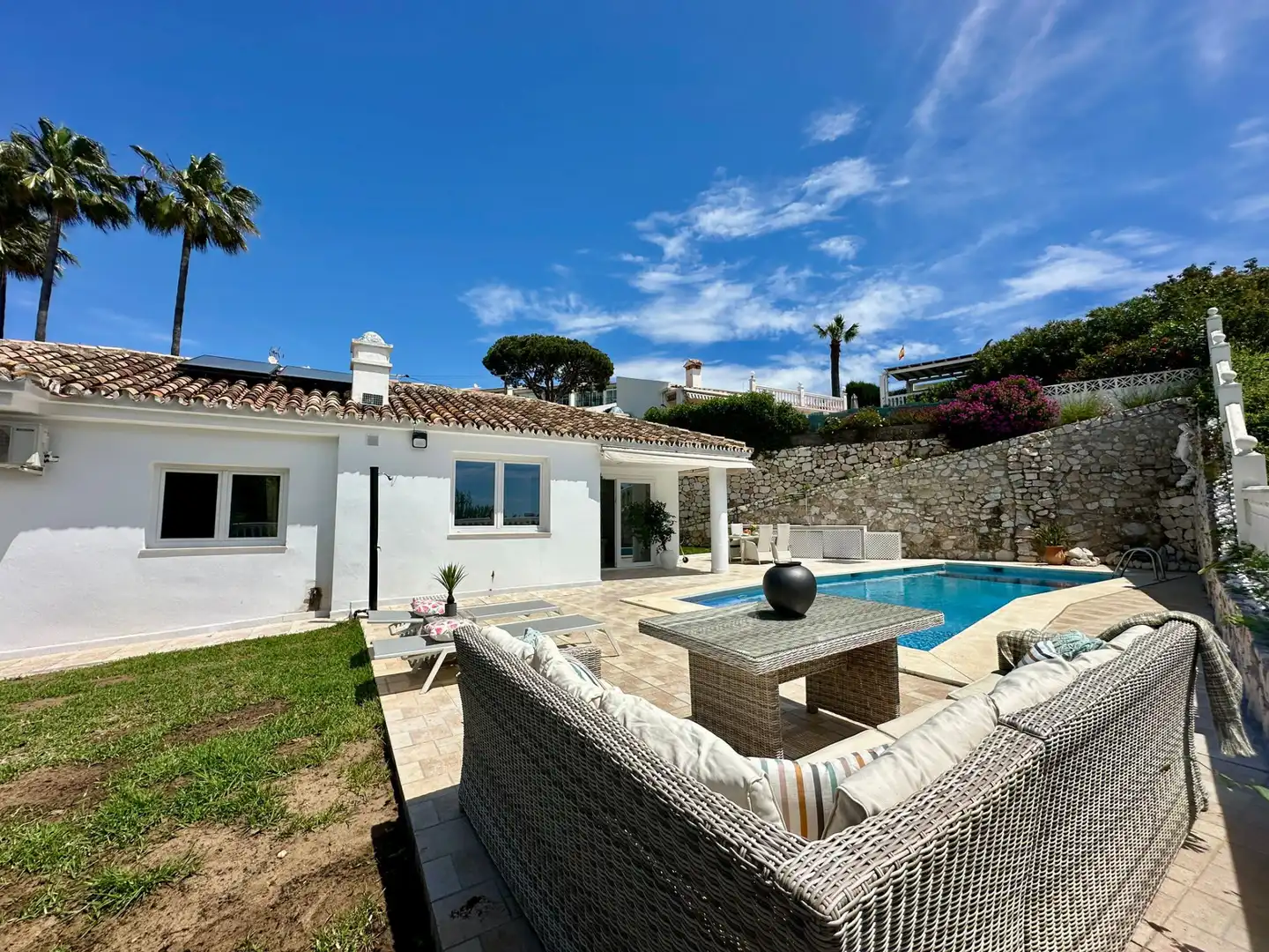 Houses for rent in El Faro de Calaburra - Chaparral