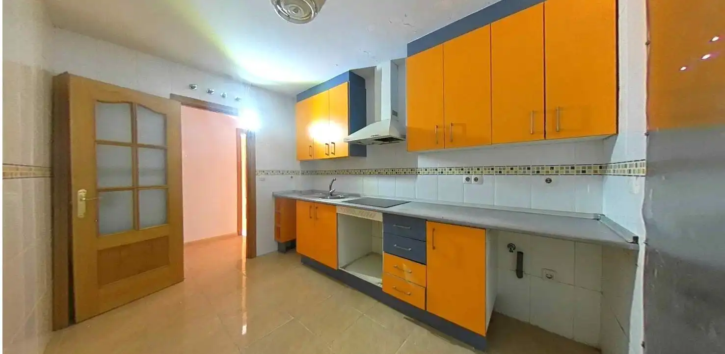 Flat with lift for sale in Travesía ANTONIA ROLDAN 5, imagen 9