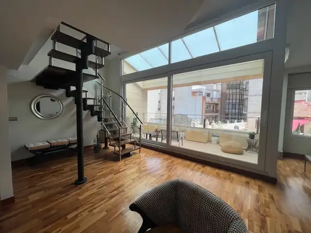 Maisonette zur Miete in Carrer Tomás López Torregrosa, Barrio del Centro