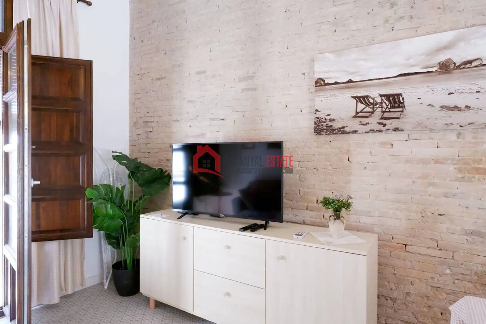 Exterior view of Duplexes for rent in Valencia  with Air Conditioner, Terrace and Furnished
