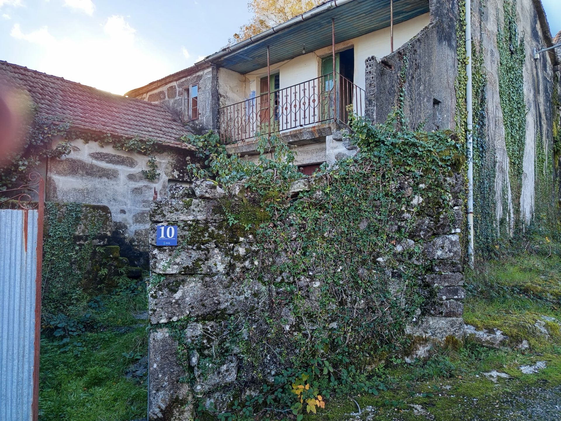 Exterior view of House or chalet for sale in Covelo  with Private garden and Balcony