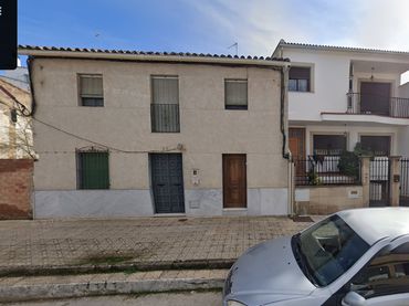 Casa en venda a Calle Santa Amalia 20