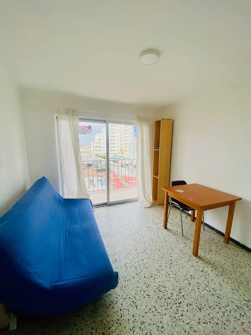 Dormitori de Apartament en venda en Empuriabrava