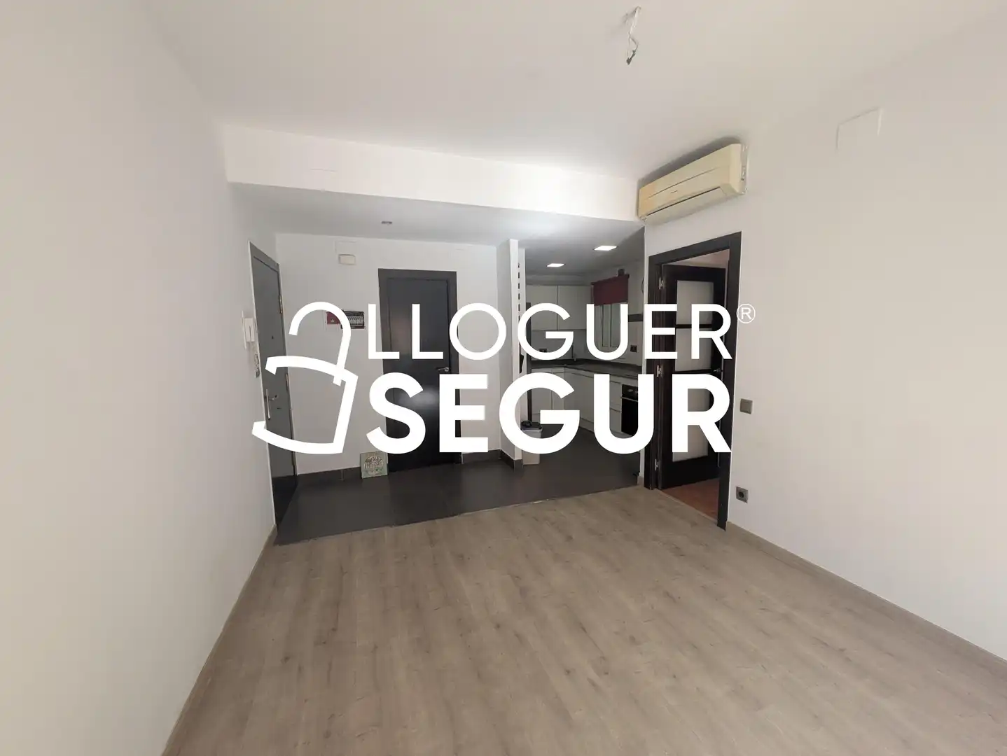 Flat with lift to rent in d'Antoni Gaudi, imagen 6