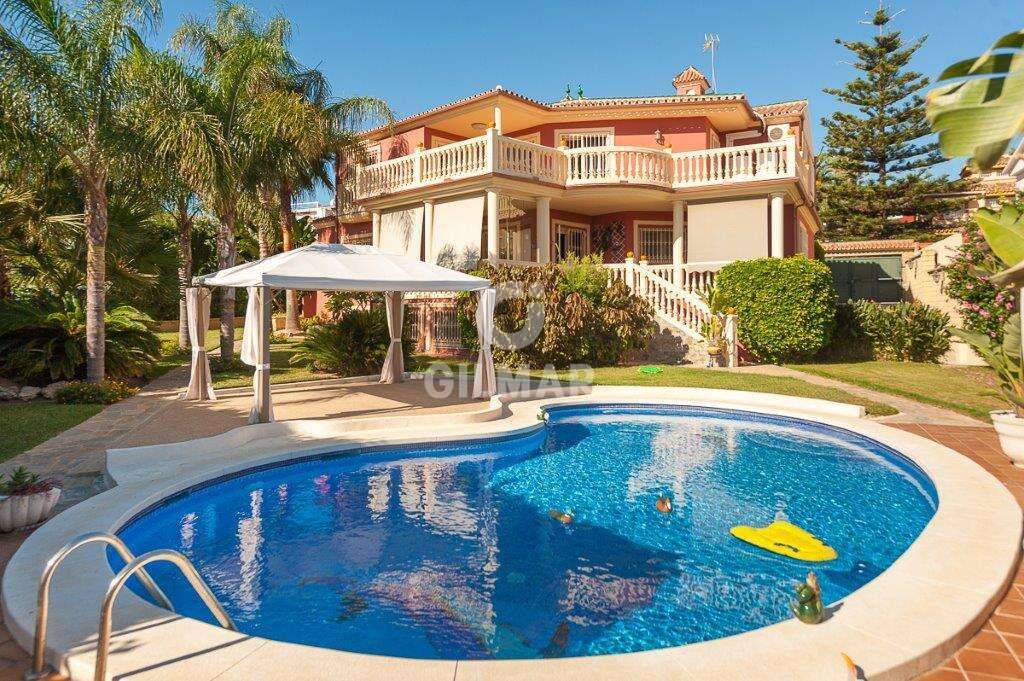Jardí de Casa o xalet en venda en Torremolinos