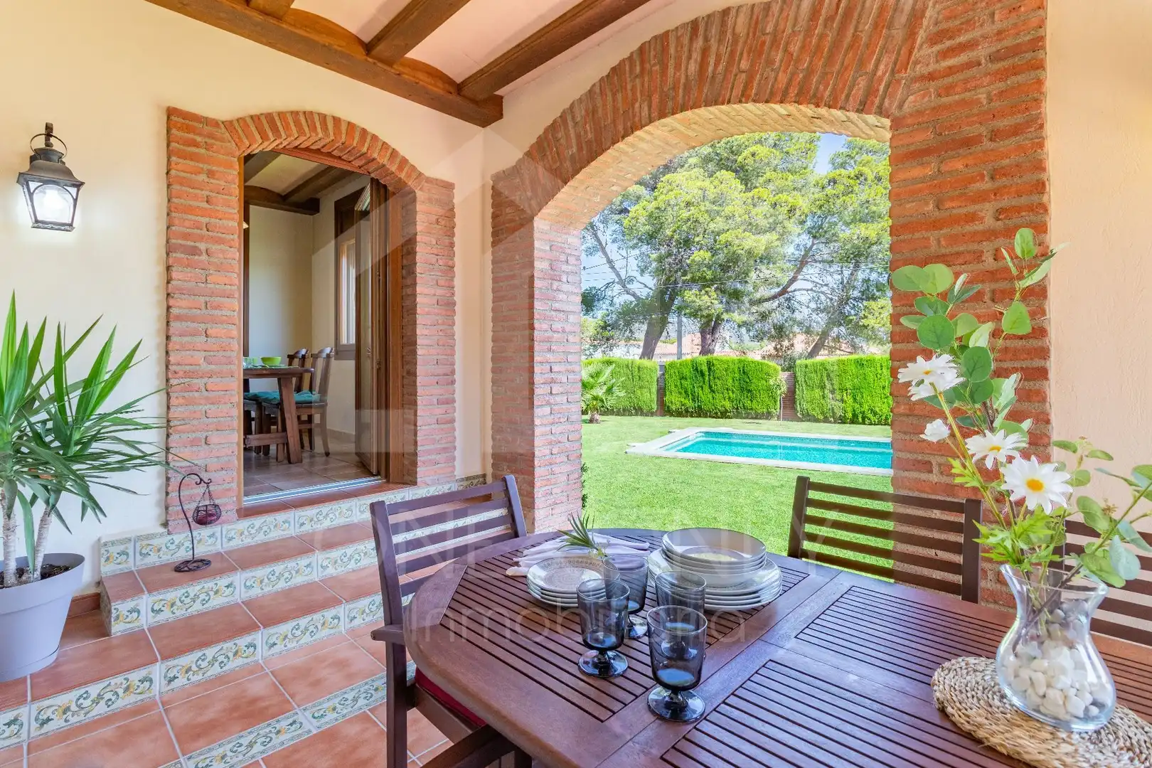 Jardí de Casa o xalet en venda en Mont-roig del Camp amb Aire condicionat, Calefacció i Jardí privat