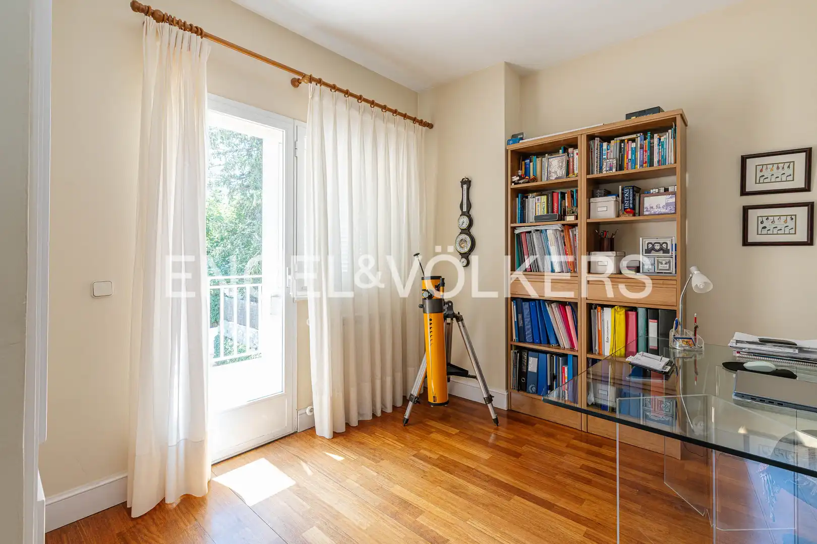 Exterior view of Detached homes for sale in El Escorial  with Heating, Private garden and Terrace