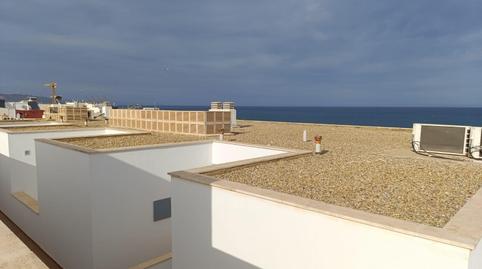 Foto 2 de Casa adosada en venda a Las Escobetas, Almería