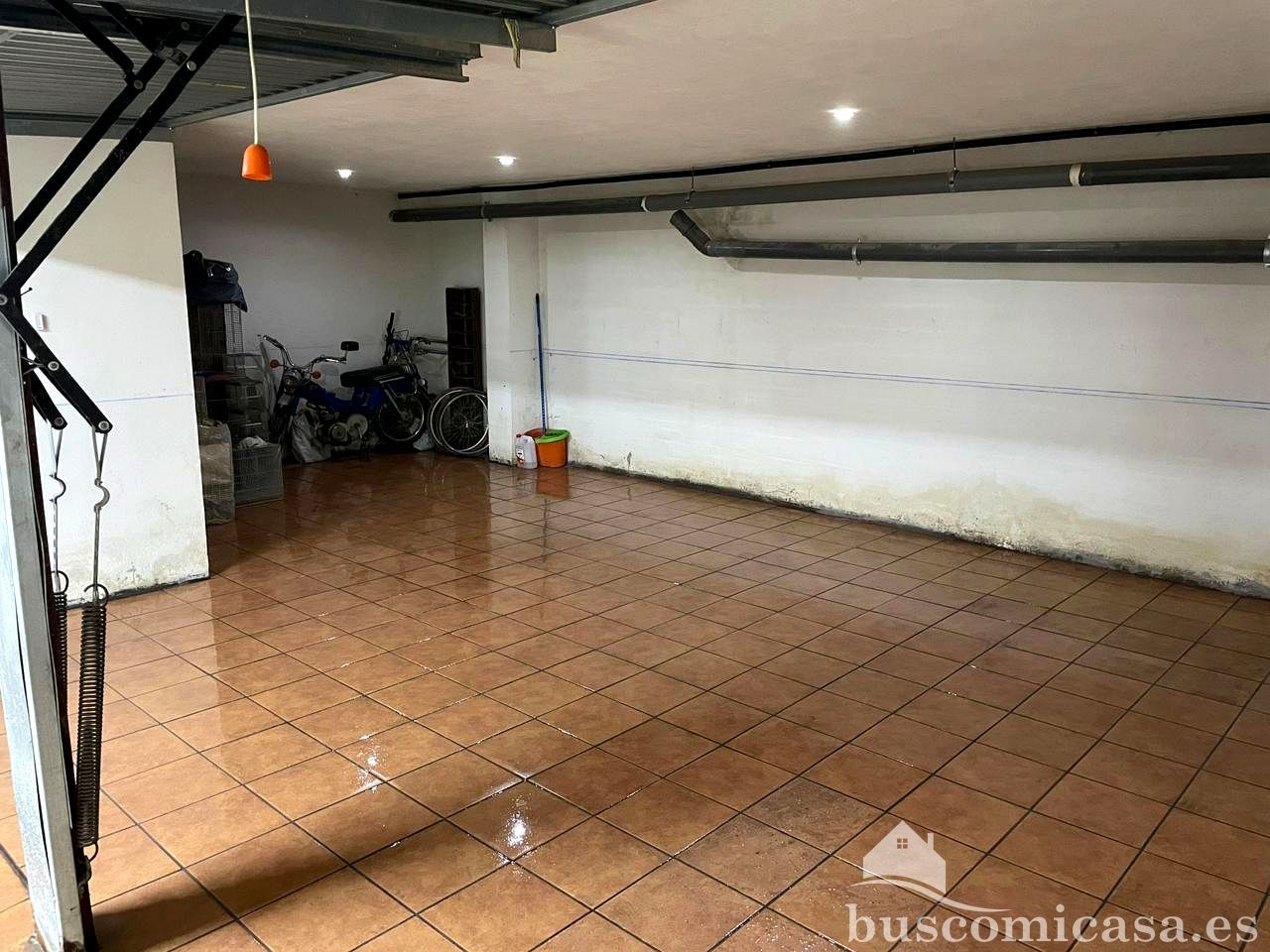 Garage for sale in Linares