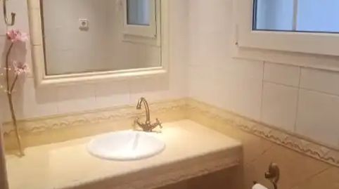 Foto 4 de Casa adosada en venda a Avenida de Los Arces, 8, Getafe Norte, Getafe