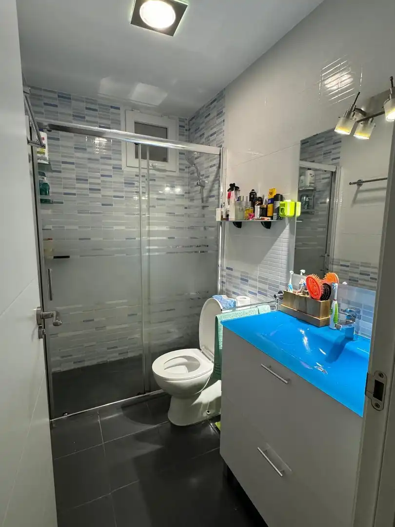 Bathroom of Apartments for rent in Granada