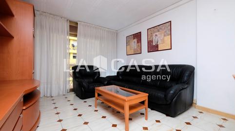 Foto 2 de Piso en venta en Carrer D'antonio Machado, Canyelles, Barcelona