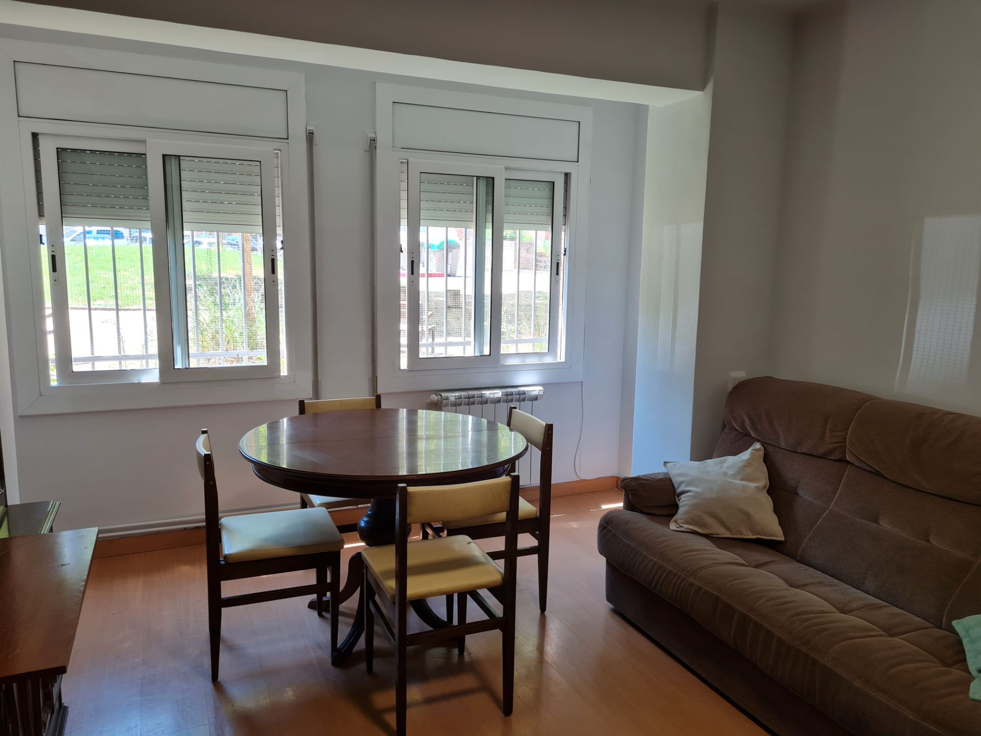 Sala de estar de Piso de alquiler en Girona Capital con Calefacción, Parquet y Amueblado