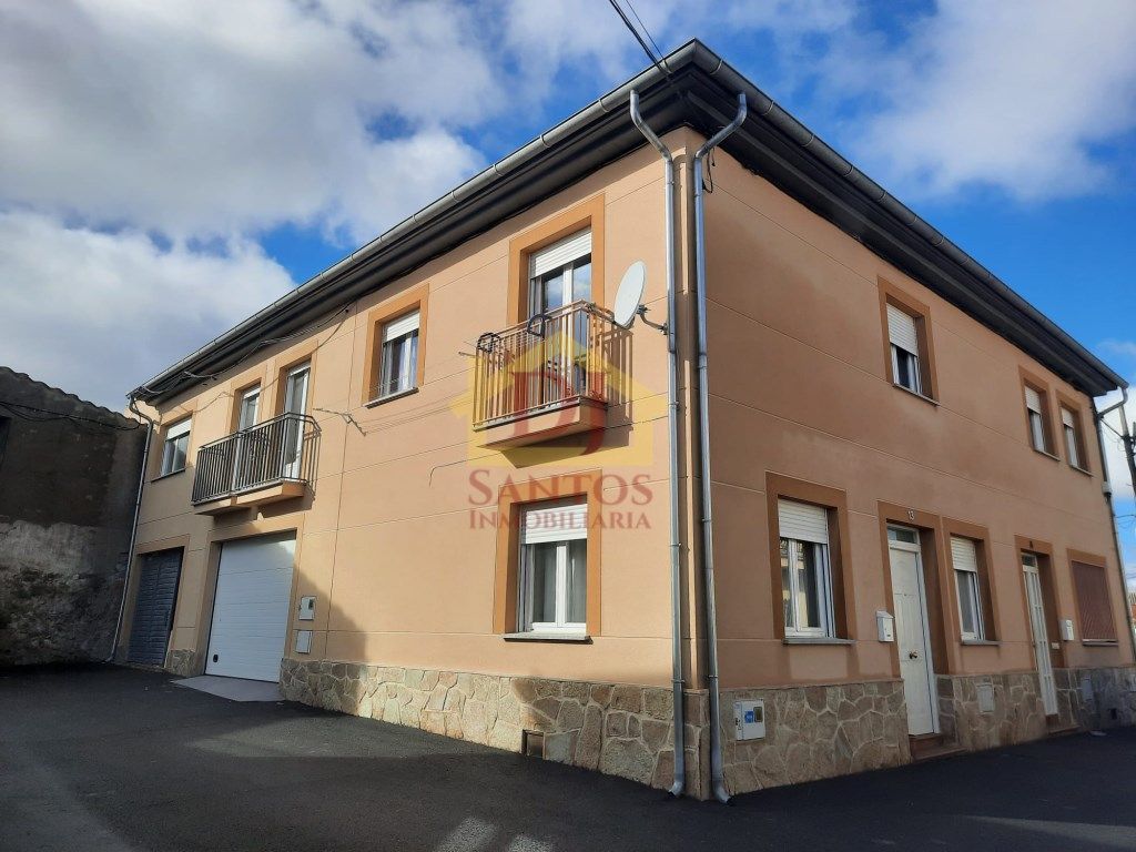 Exterior view of Duplex for sale in La Maya 