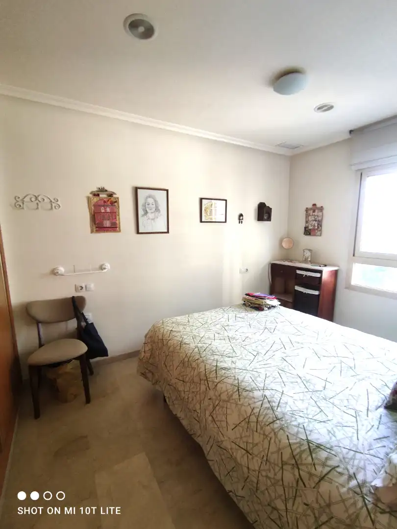 Schlafzimmer von Wohnung zur Miete in Elche / Elx mit Möbliert, Ofen und Waschmaschine