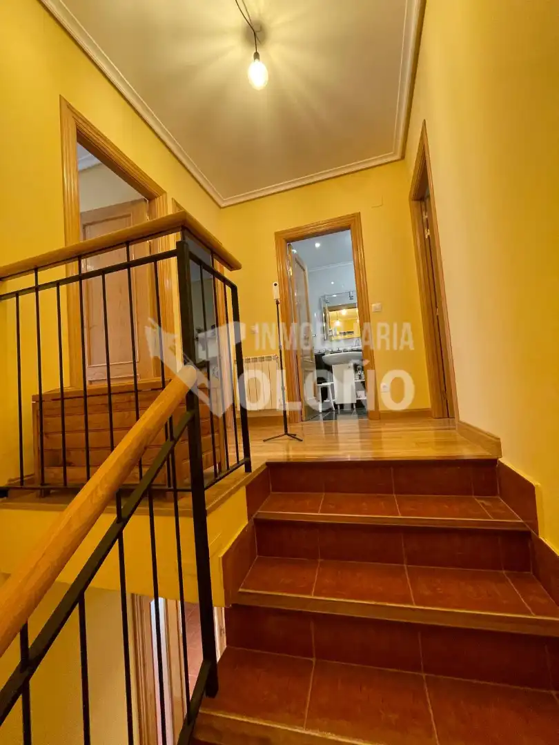 Casa o chalet en venta en Alesanco con Calefacción, Jardín privado y Parquet