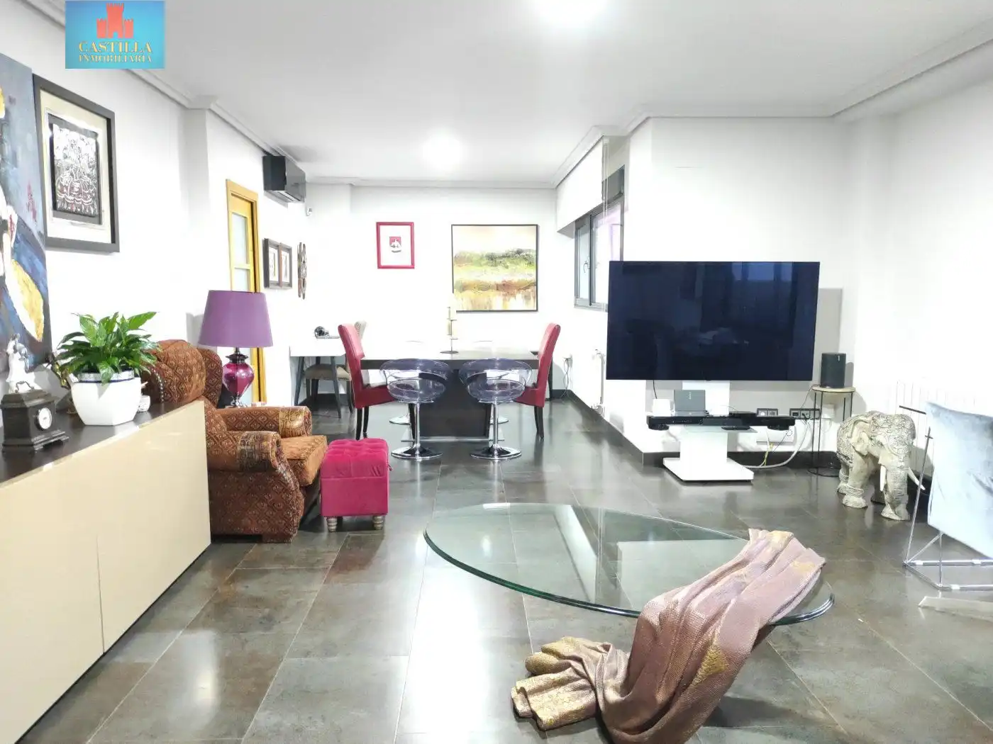 Sala de estar de Casa adosada en venta en Ávila con Aire acondicionado, Calefacción y Terraza