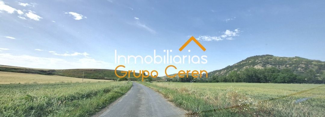 Vista exterior de Casa o xalet en venda en Fresneña amb Calefacció, Jardí privat i Terrassa