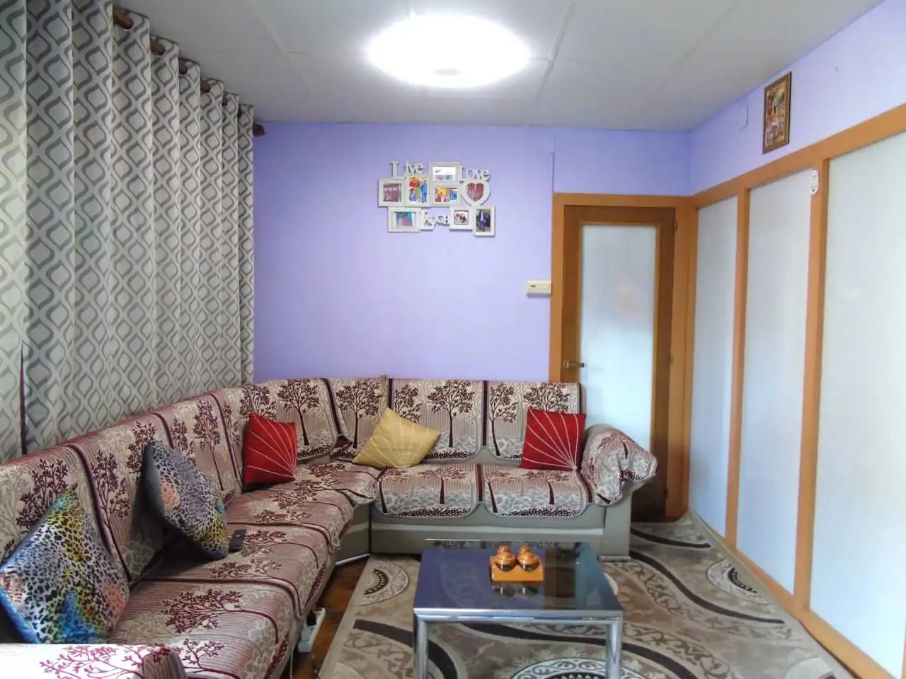 Sala de estar de Dúplex en venta en Vic con Calefacción, Parquet y Terraza