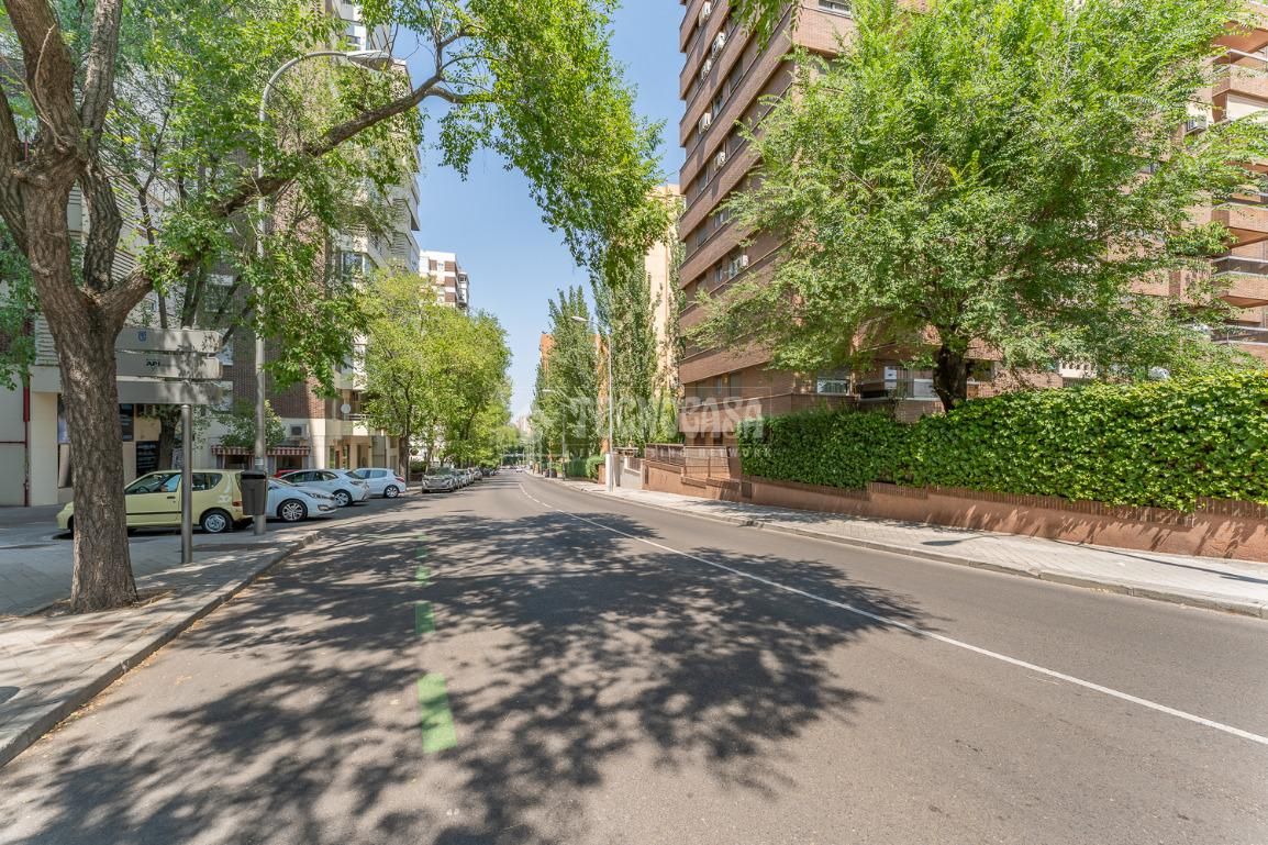 Flat for sale in La Paz, Fuencarral - El Pardo