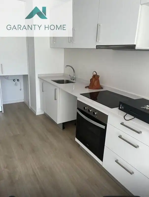 Cocina de Piso de alquiler en Málaga con Aire acondicionado, Calefacción y Terraza