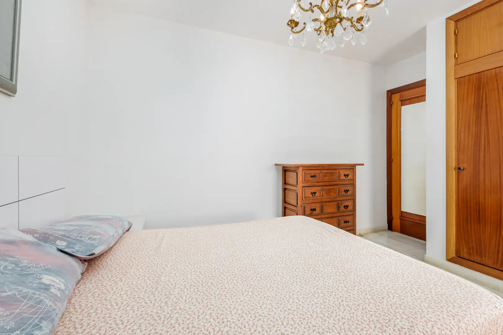 Dormitori de Apartament en venda en Fuengirola amb Terrassa i Balcó