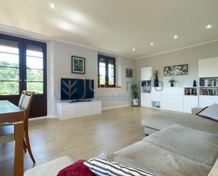 Living room of Flat for sale in Segovia Capital  with Heating, Terrace and Balcony