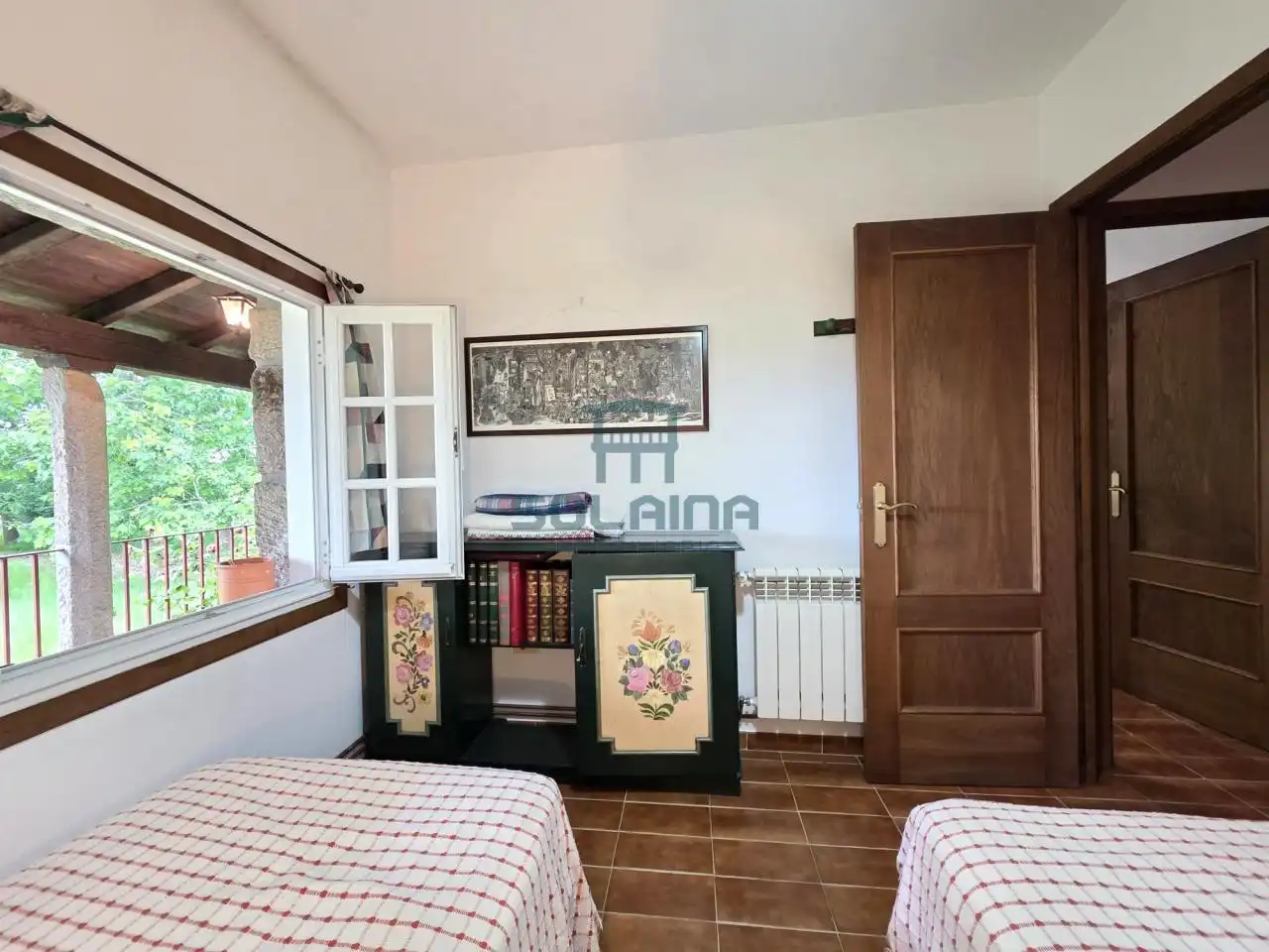 Sala d'estar de Casa o xalet en venda en Ourense Capital  amb Calefacció i Jardí privat