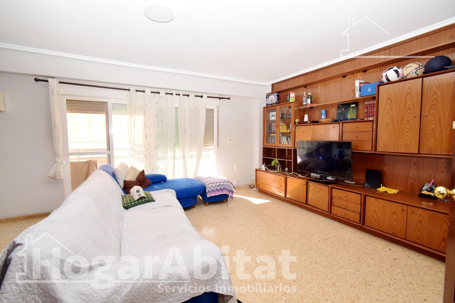 Living room of Flat for sale in Sagunto / Sagunt  with Air Conditioner and Balcony