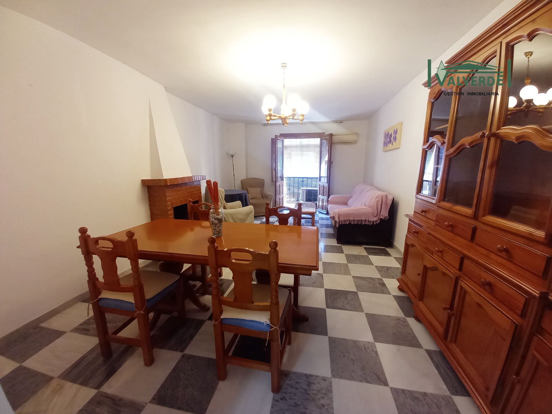 Sala d'estar de Apartament de lloguer en  Granada Capital amb Aire condicionat, Calefacció i Moblat