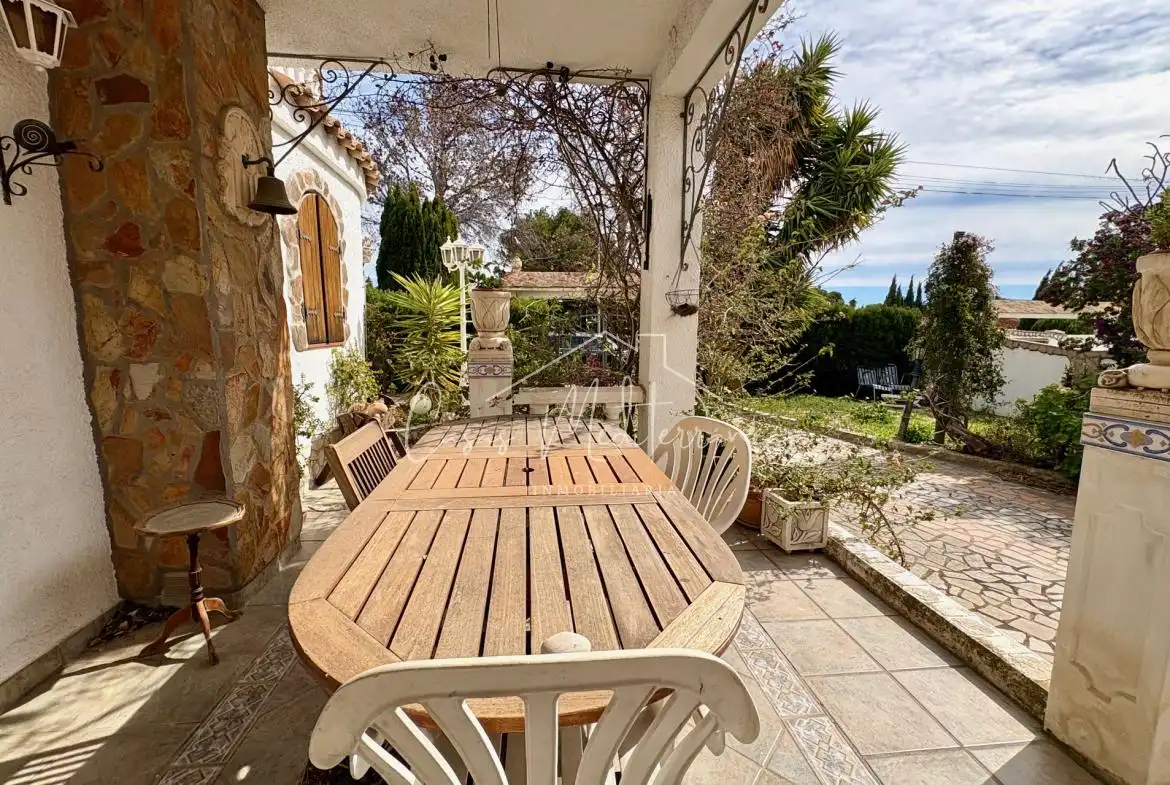Terraza de Casa o chalet en venta en L'Ametlla de Mar  con Aire acondicionado, Calefacción y Jardín privado
