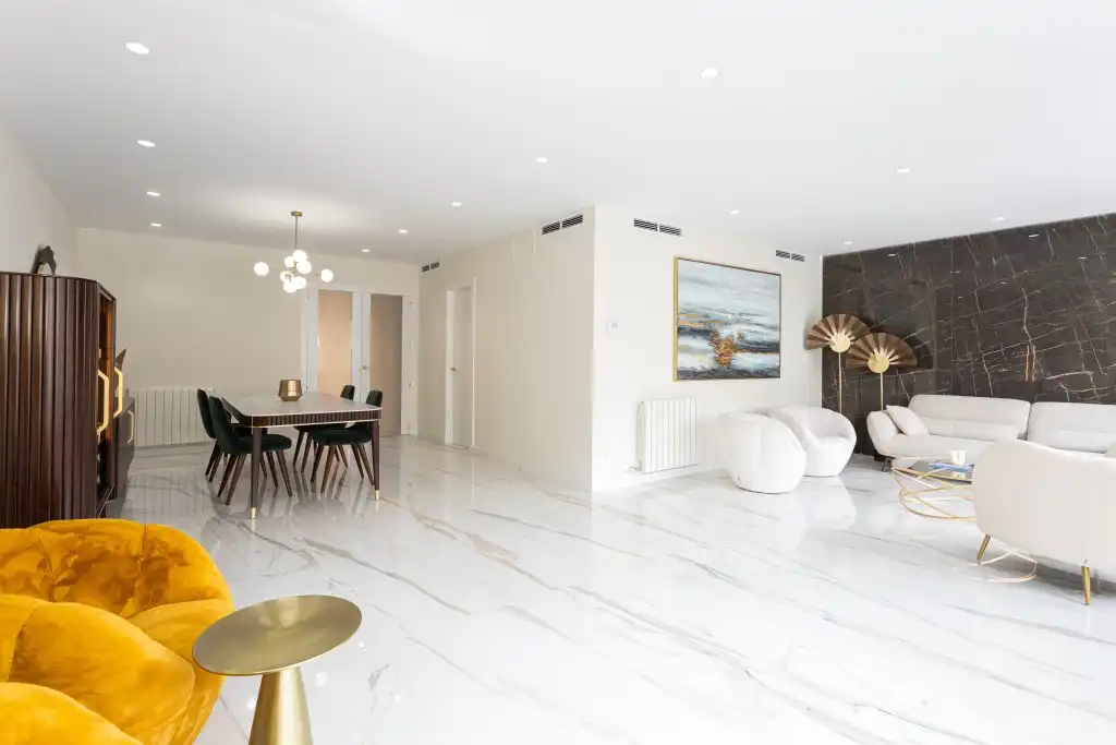 Sala d'estar de Apartament en venda en Barcelona amb Calefacció, Traster i Moblat