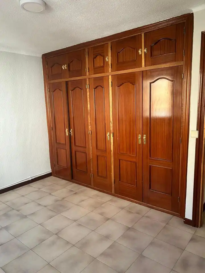 Habitación de Piso de alquiler en Madrid con Calefacción, Amueblado y Se aceptan mascotas