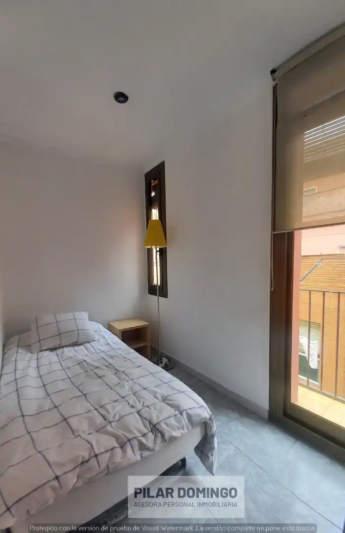 Habitación de Piso en venta en Barcelona con Amueblado, Balcón y Alarma