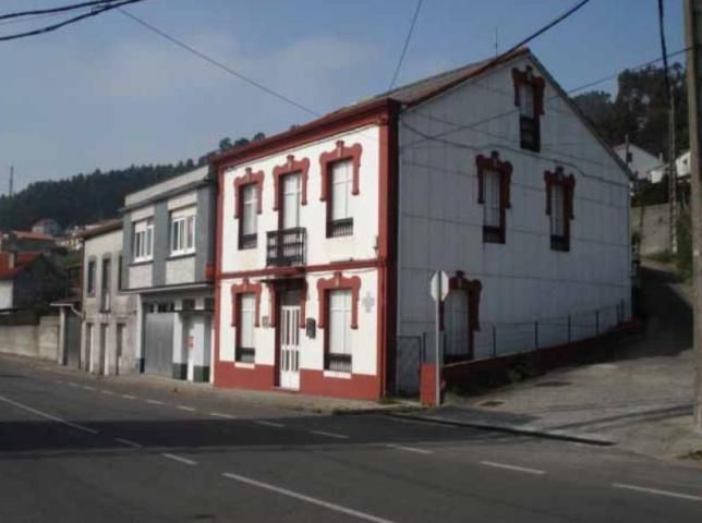 Vista exterior de Casa o xalet en venda en Neda