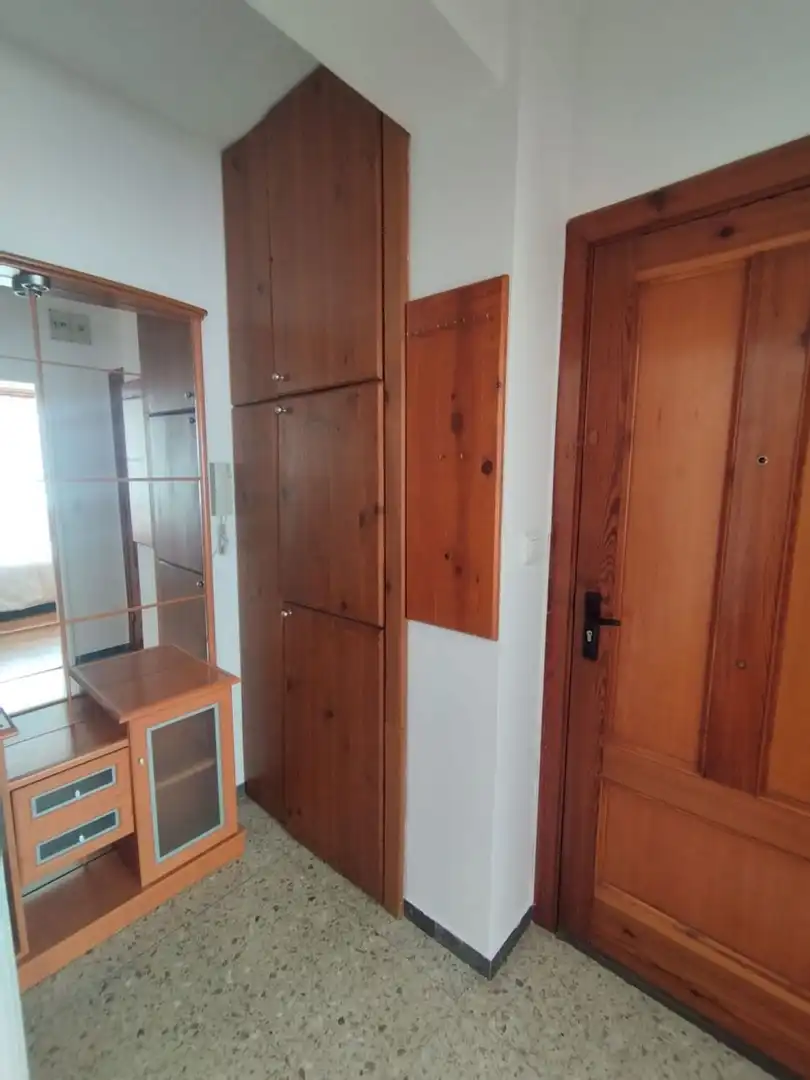 Flat with lift for sale in RU ALCALDE USERO