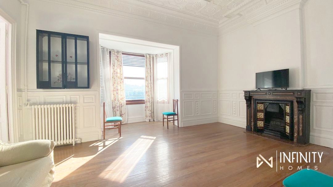 Living room of Flat to rent in Bilbao   with Heating and Balcony
