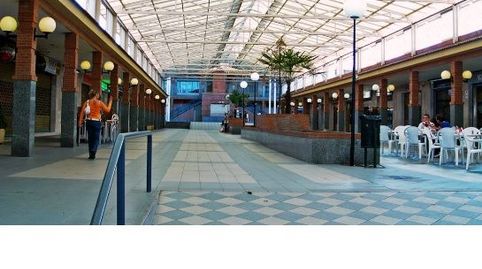 Foto 2 von Geschaftsraum zum Verkauf in Avenida Luxemburgo, 19, Eurovillas, Nuevo Baztán