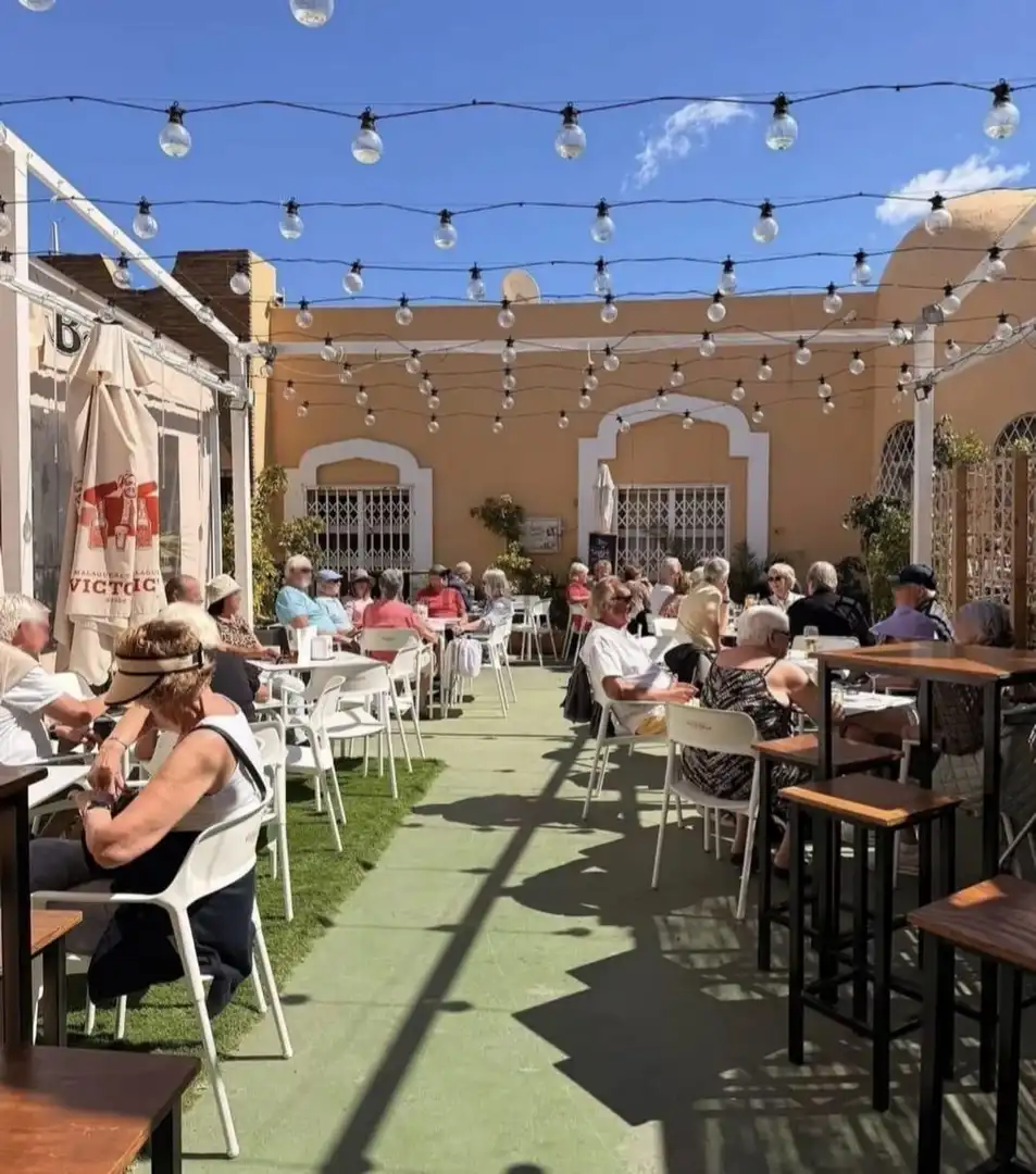 Local comercial en alquiler en Puerto Deportivo