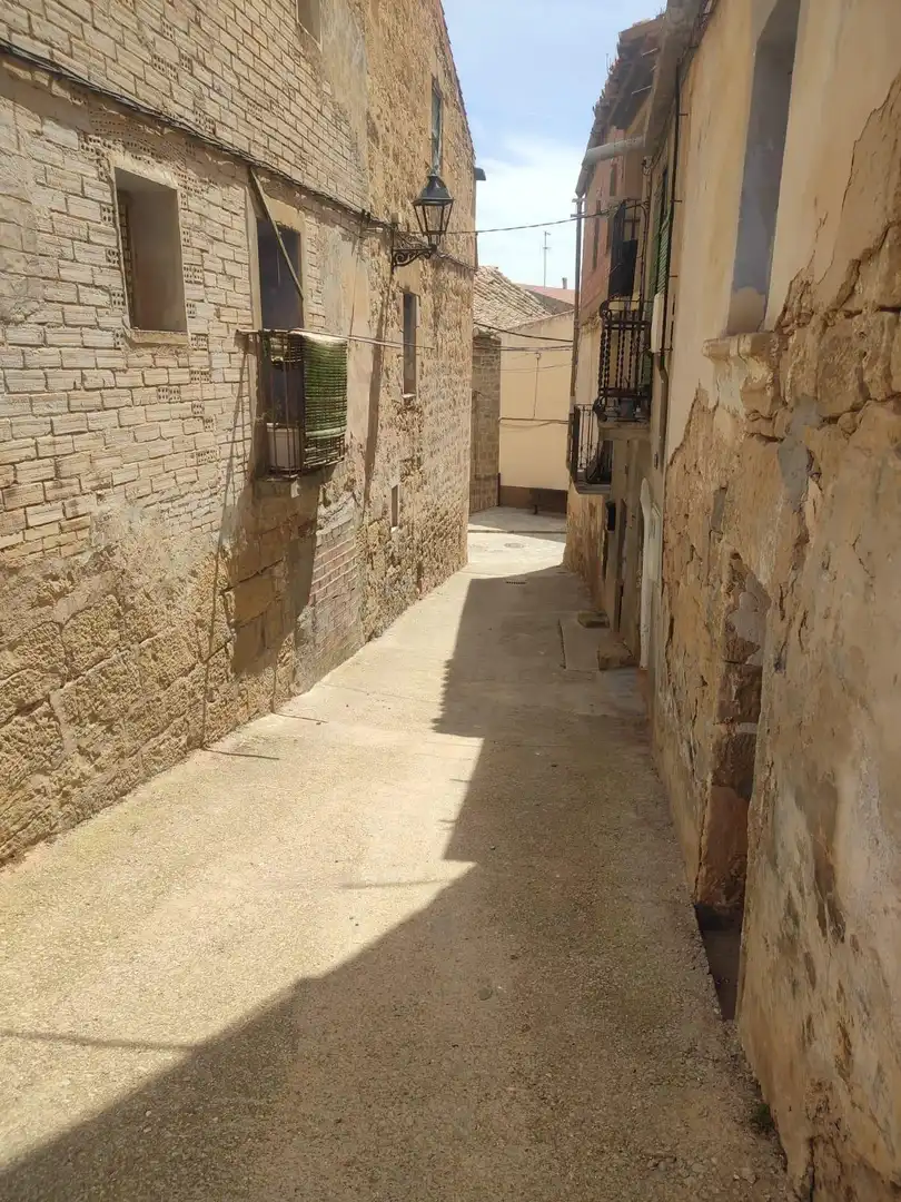 Casa rústica amb terrassa en venda a Mazaleón, imagen 3
