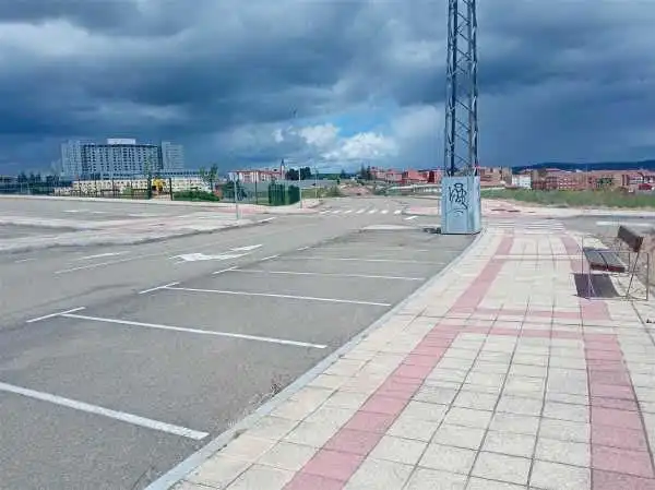 Terreni e lotti in vendita a Prolongación Polícar Mingote, imagen 2