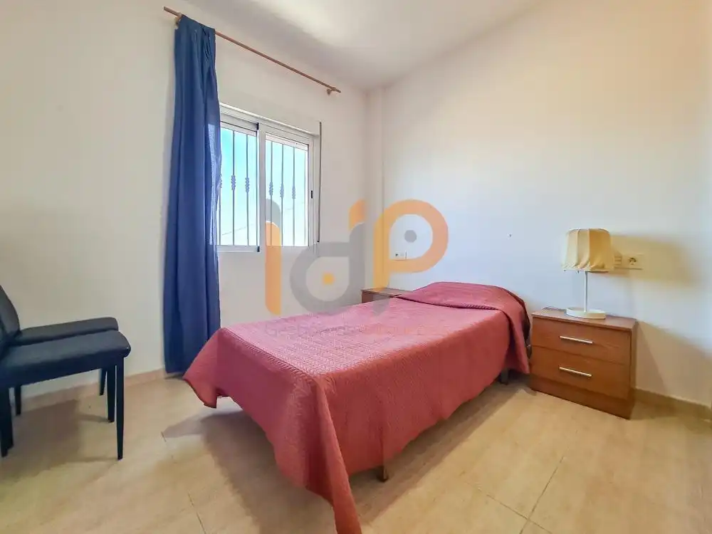 Habitación de Casa o chalet en venta en Águilas con Aire acondicionado, Jardín privado y Trastero