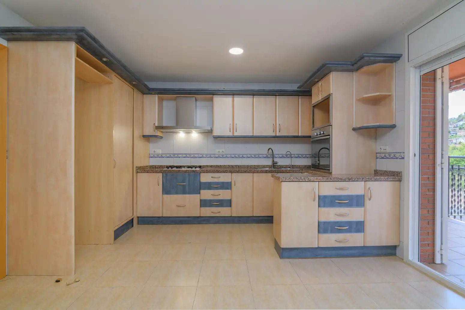 Adosado con terraza en venta en Vallirana - Eduard Toldra, imagen 9