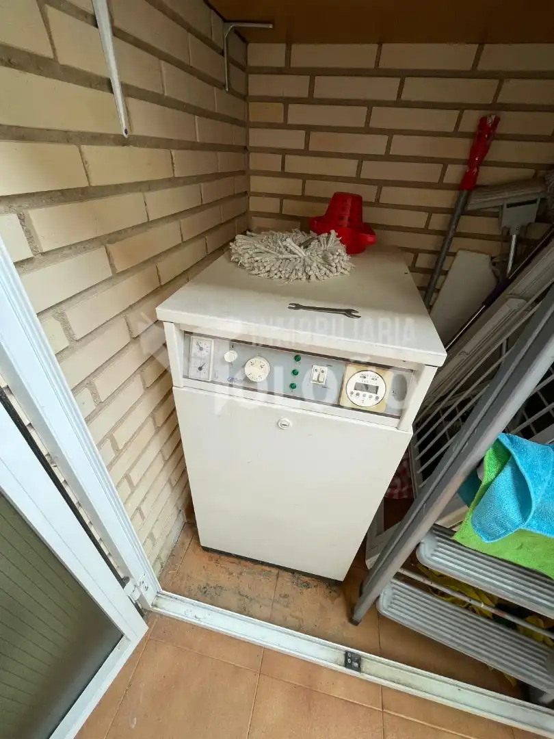 Jardín de Piso en venta en Castañares de Rioja con Calefacción, Parquet y Terraza