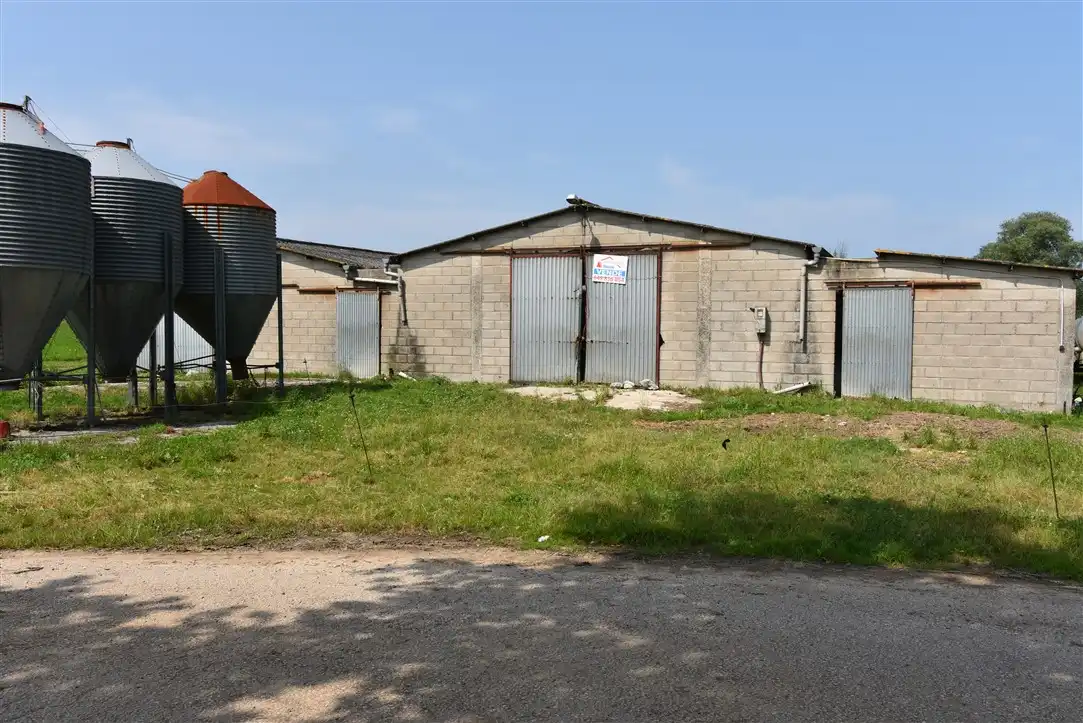 Industrial building for sale in Barrio Solorz, imagen 4