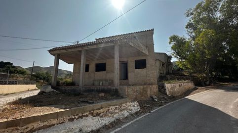FINCA CON CASA A REFORMAR EN TALLANTE