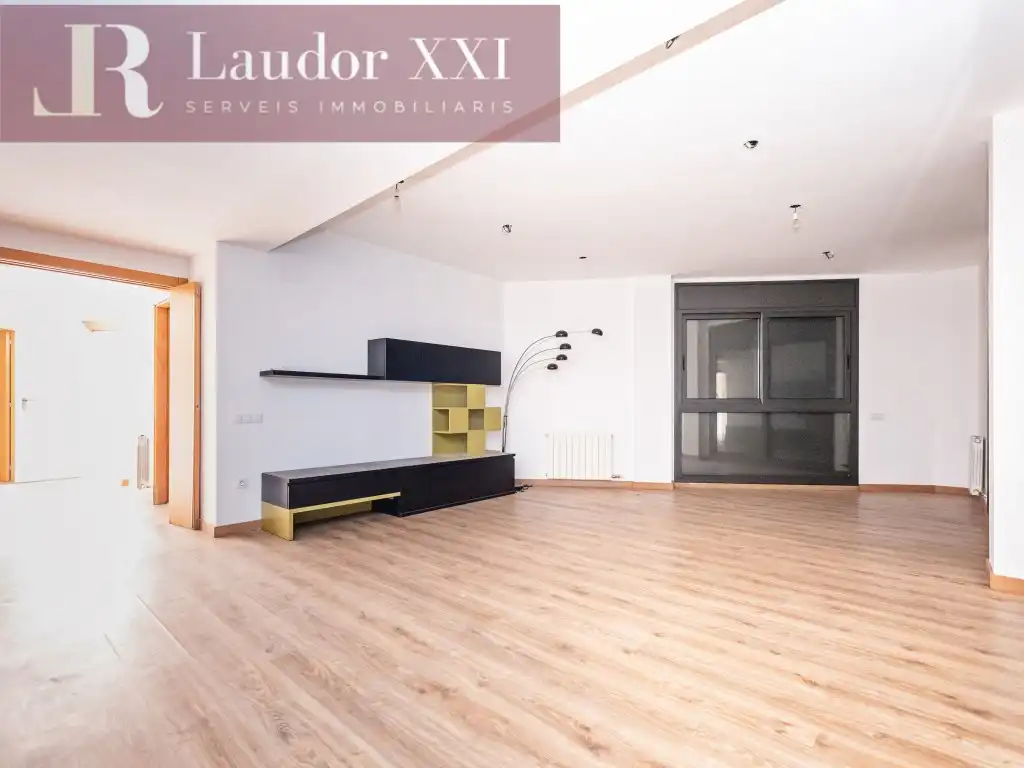 Sala de estar de Casa adosada en venta en Sant Quirze del Vallès