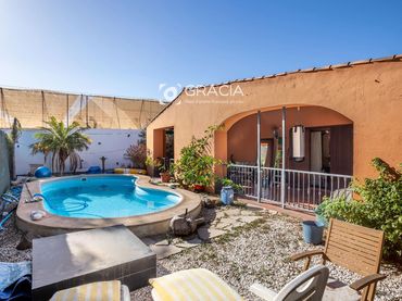 Villa con piscina in vendita a N/A